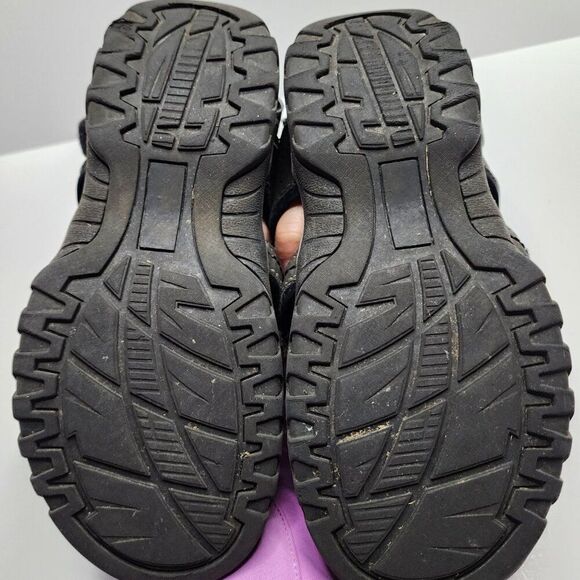 Boys Reinforced Toe Fisherman's Sandal | Size 1 | Adjustable Straps, Gray, Water - Picture 5 of 6